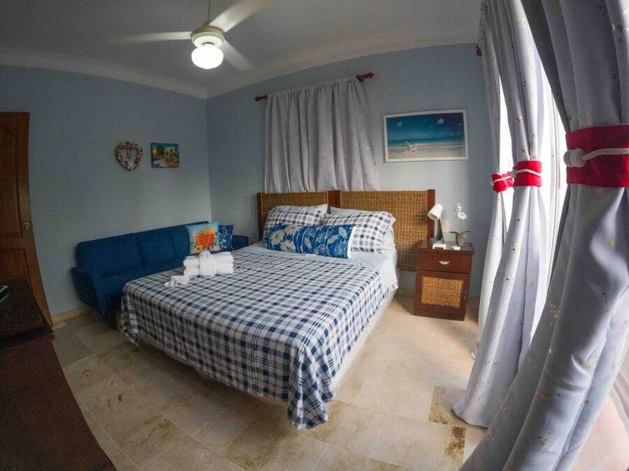 065b4819-dda6-44f4-96b9-3481a0d0d1b2