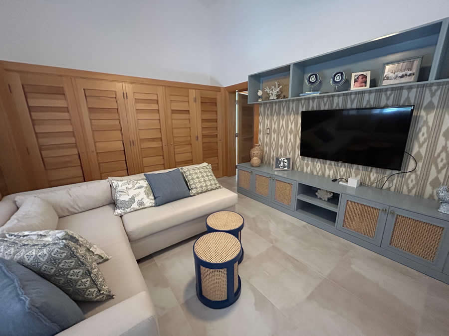 hermosa-villa-alquiler-punta-cana-village